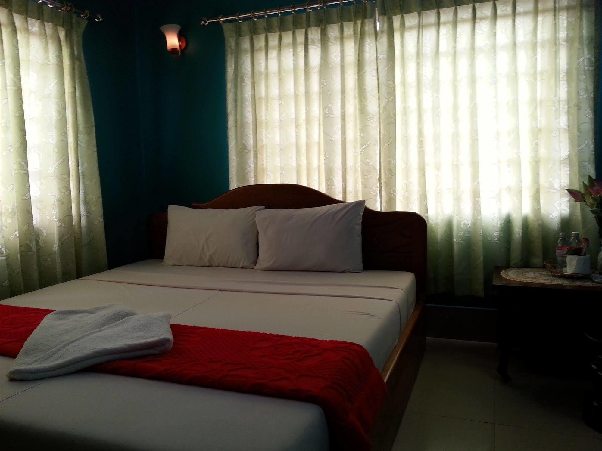 Ta Som Guesthouse & Tour Services Siem Reap Exterior foto
